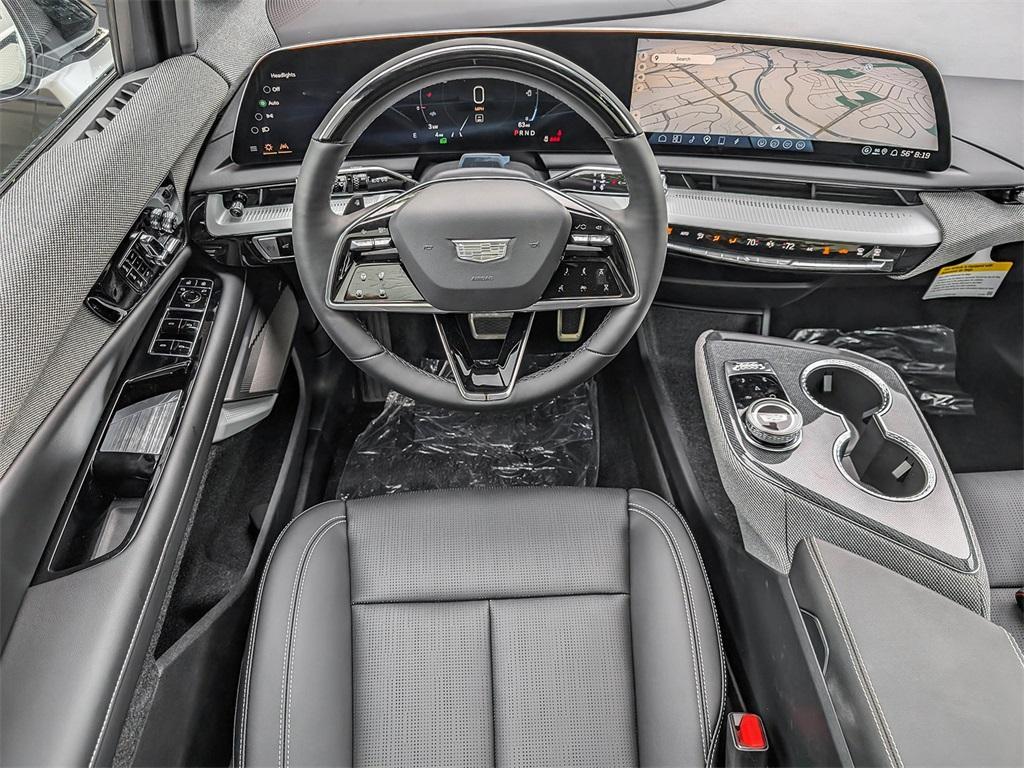 new 2025 Cadillac OPTIQ car, priced at $61,894