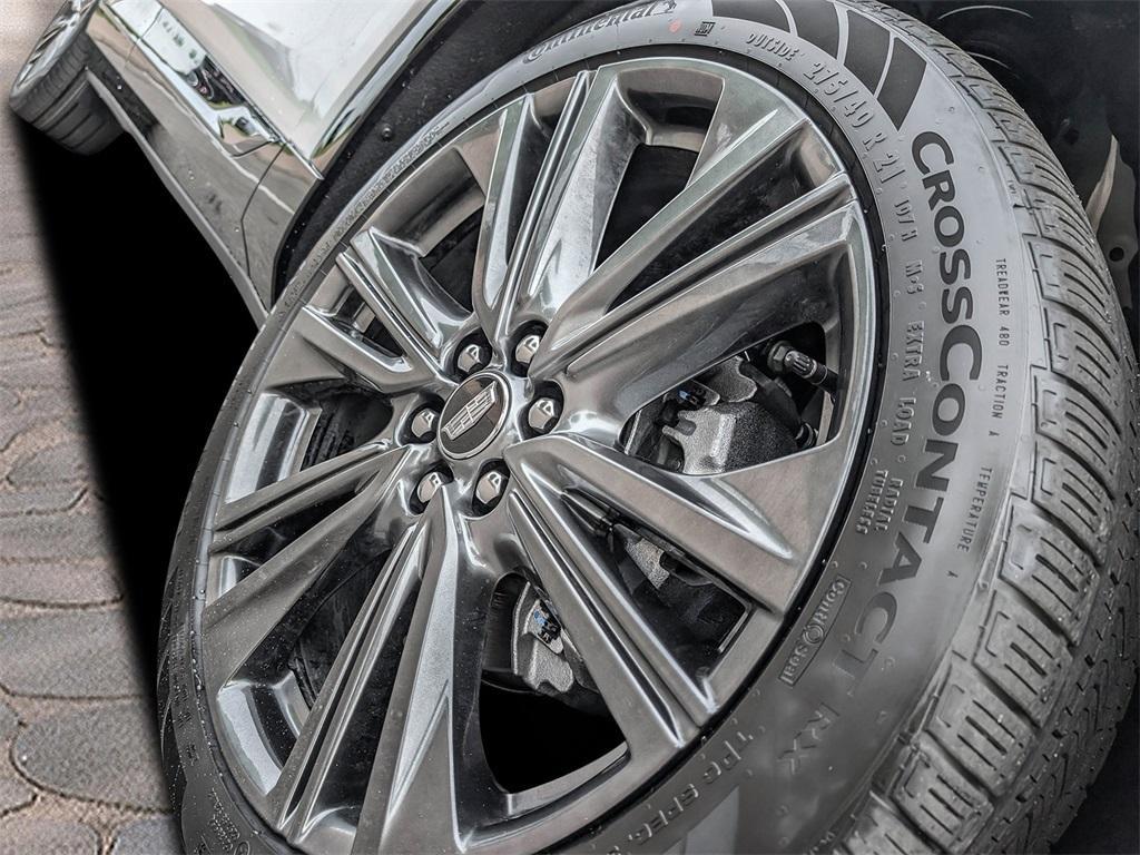 new 2025 Cadillac OPTIQ car, priced at $61,894