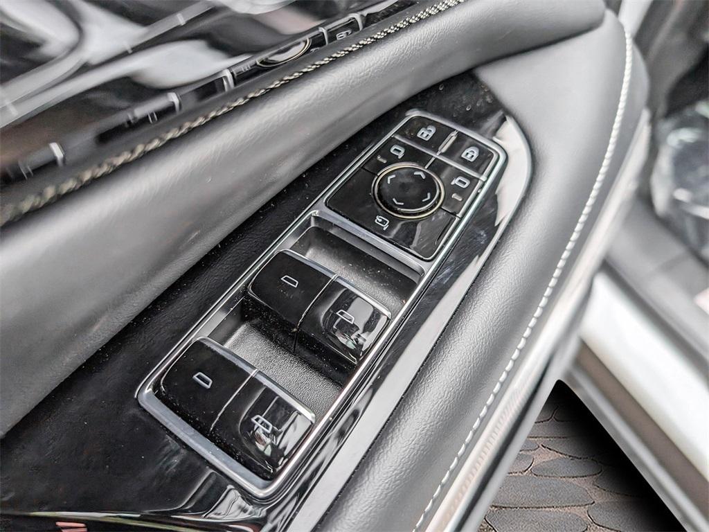 new 2025 Cadillac OPTIQ car, priced at $61,894