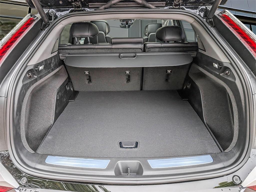 new 2025 Cadillac OPTIQ car, priced at $61,894