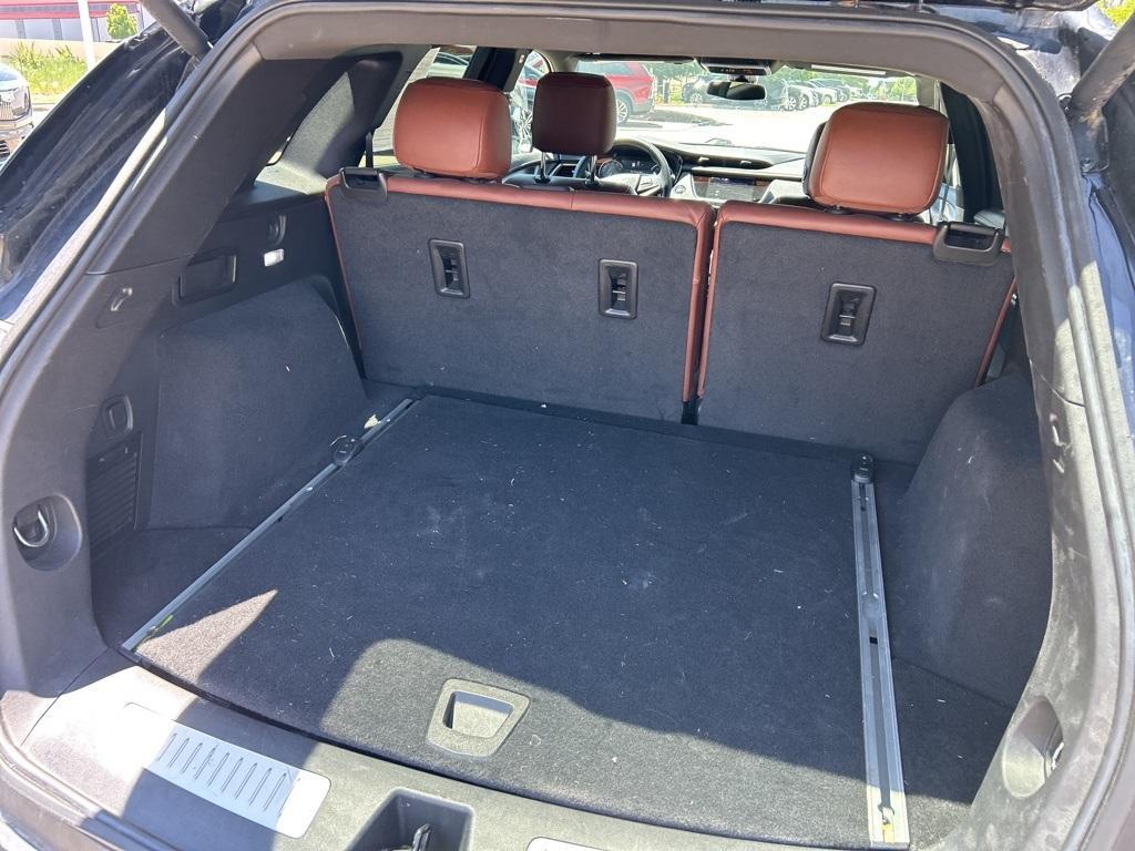 used 2022 Cadillac XT5 car, priced at $43,500