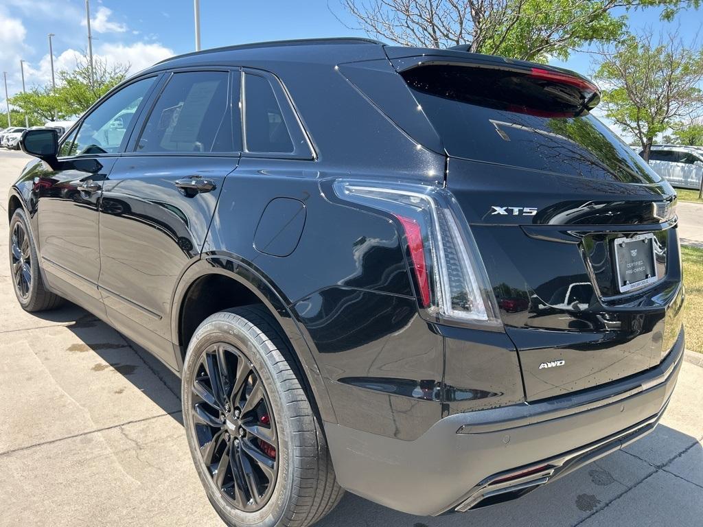 used 2022 Cadillac XT5 car, priced at $43,500