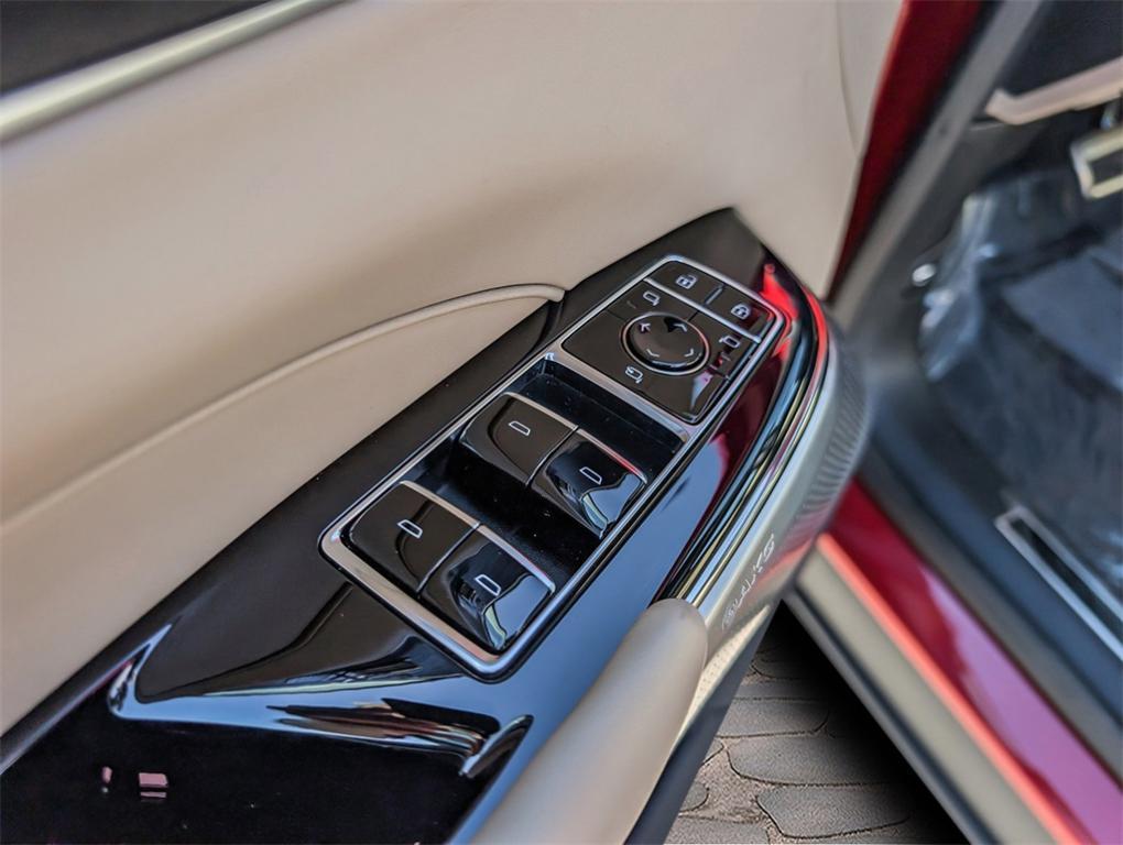 new 2025 Cadillac LYRIQ car, priced at $77,604