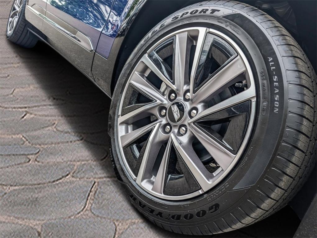 new 2026 Cadillac VISTIQ car, priced at $83,194