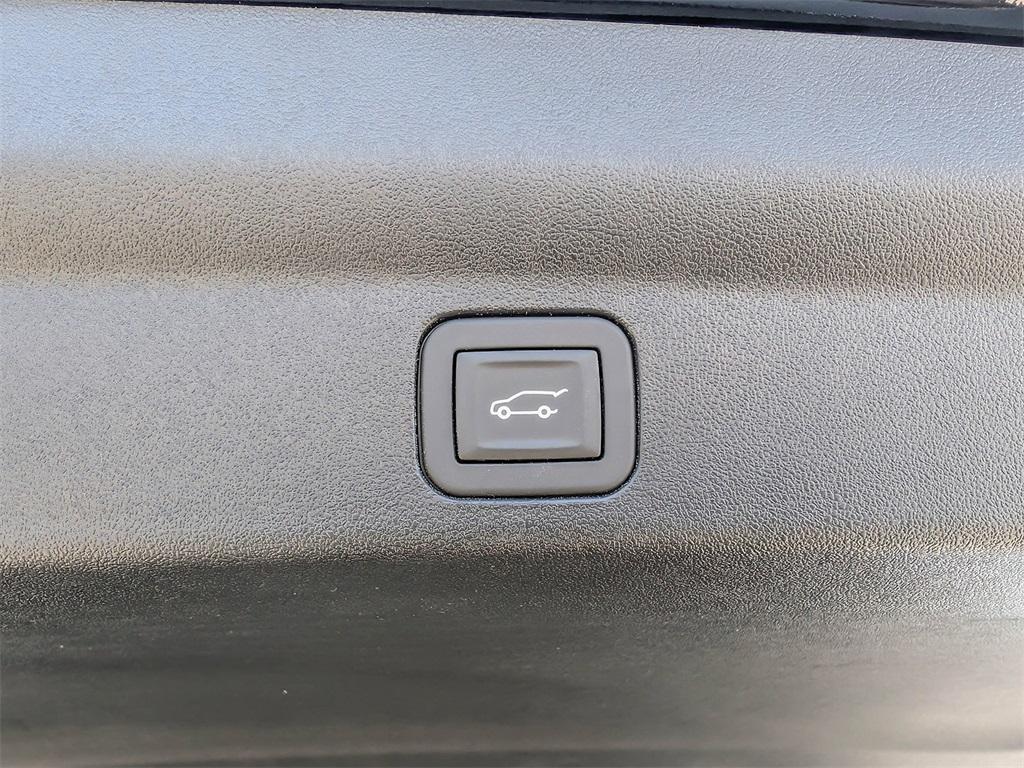 new 2026 Cadillac Escalade IQL car, priced at $157,388