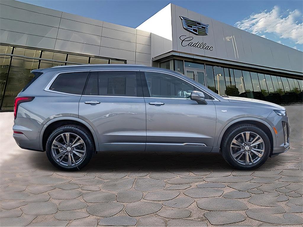 new 2025 Cadillac XT6 car, priced at $62,589