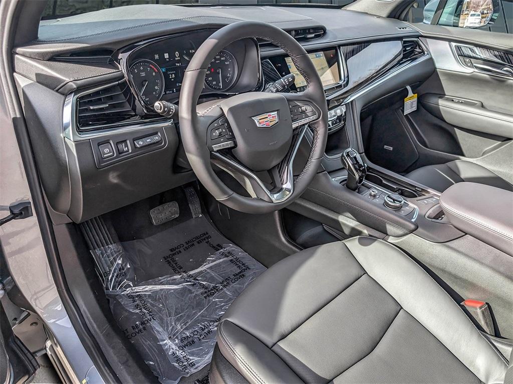 new 2025 Cadillac XT6 car, priced at $62,589