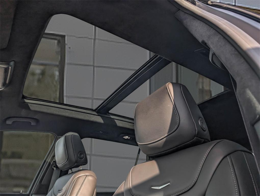 used 2024 Cadillac XT6 car, priced at $55,000