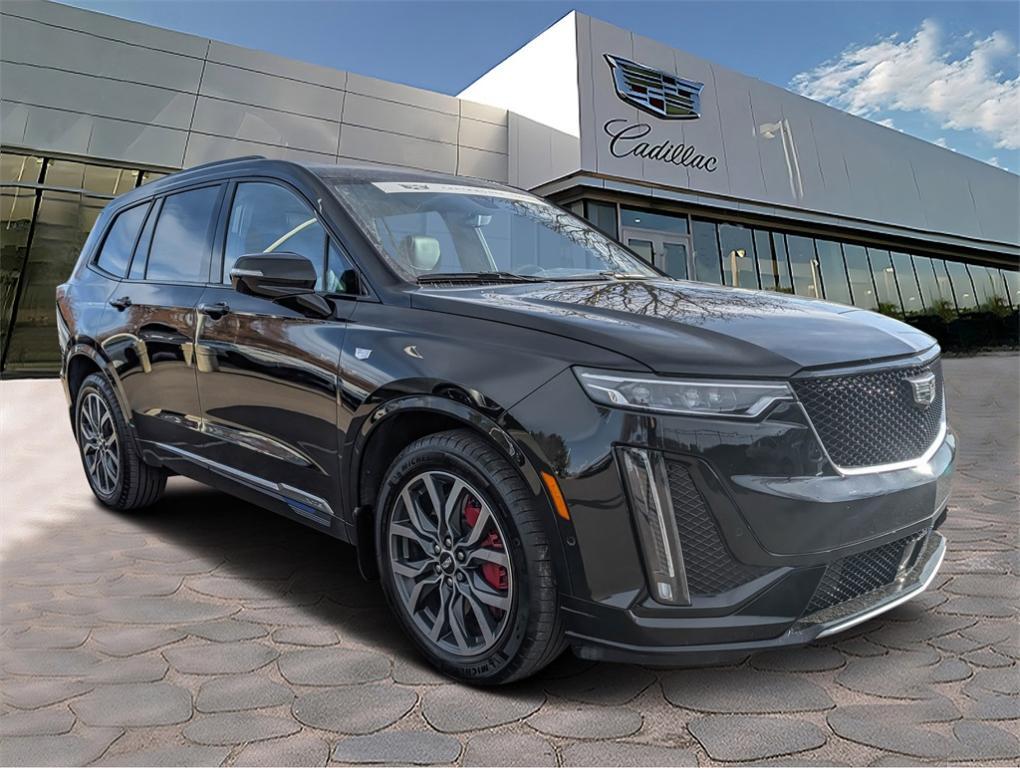 used 2024 Cadillac XT6 car, priced at $55,000