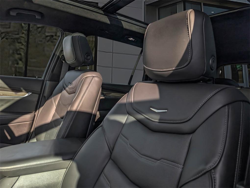 used 2024 Cadillac XT6 car, priced at $55,000