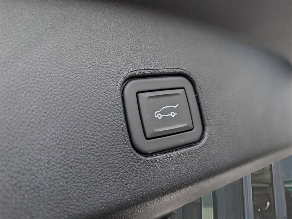 new 2025 Cadillac LYRIQ car, priced at $64,814