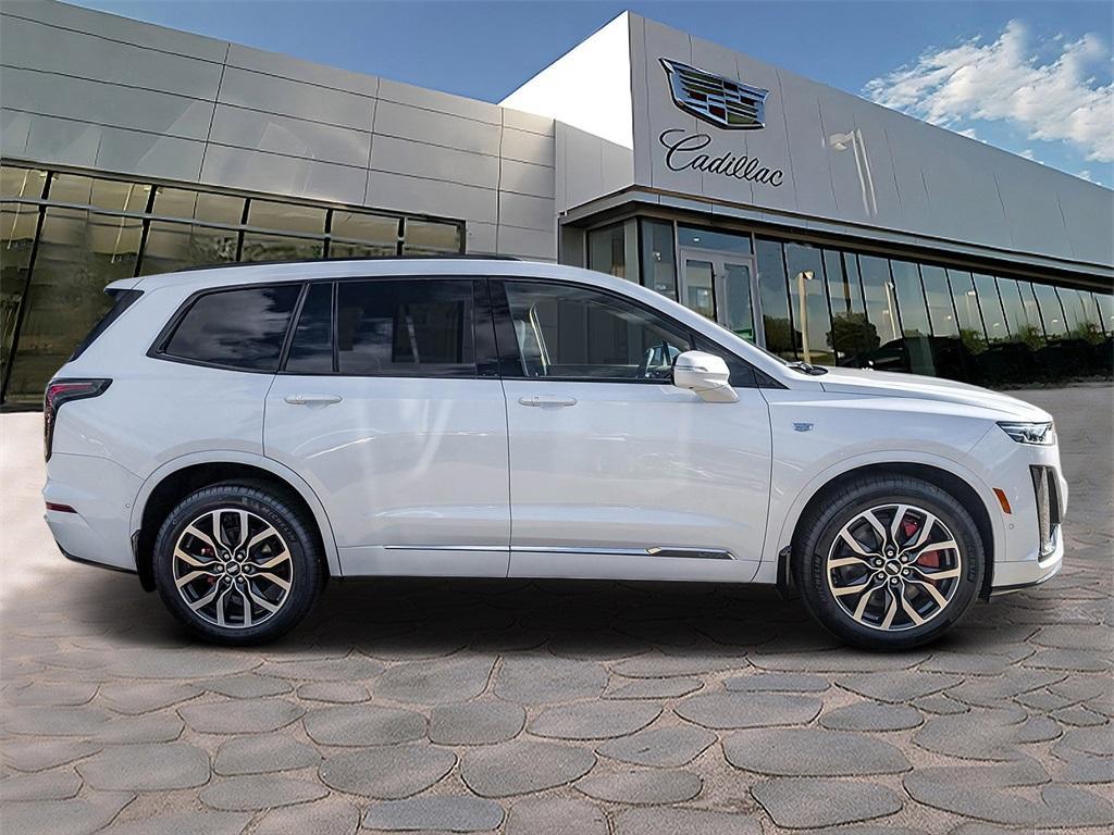 new 2025 Cadillac XT6 car, priced at $78,304