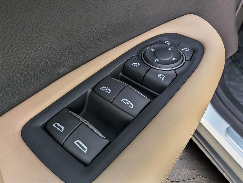 new 2025 Cadillac XT6 car, priced at $78,304