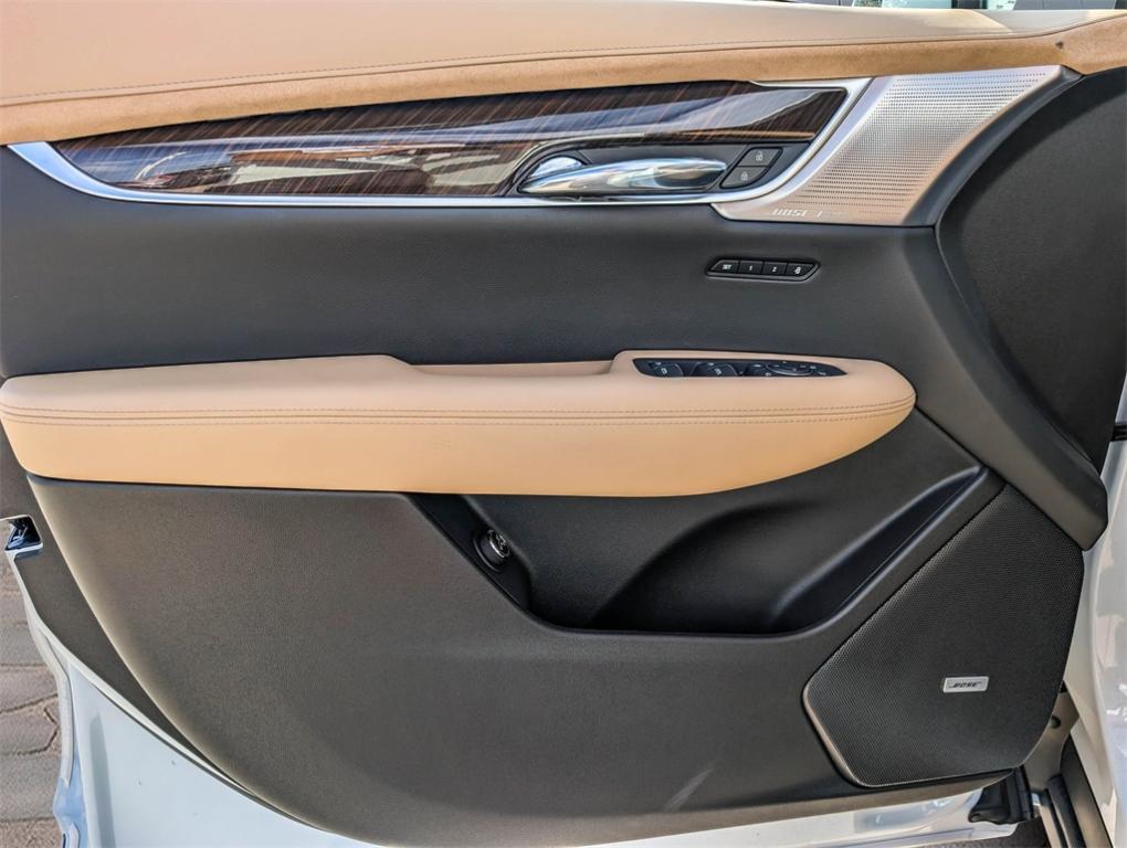 new 2025 Cadillac XT6 car, priced at $78,304