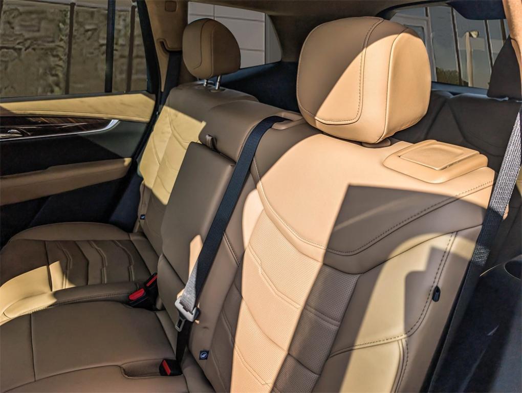 new 2025 Cadillac XT6 car, priced at $78,304
