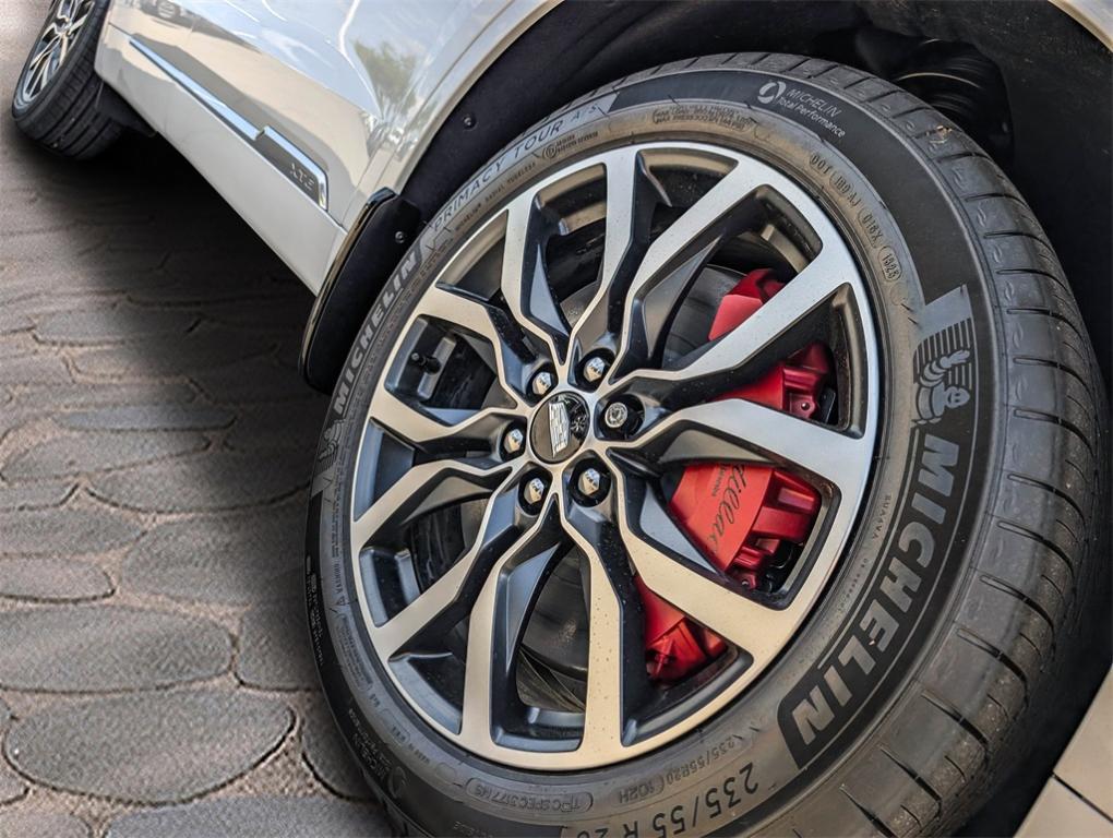 new 2025 Cadillac XT6 car, priced at $78,304