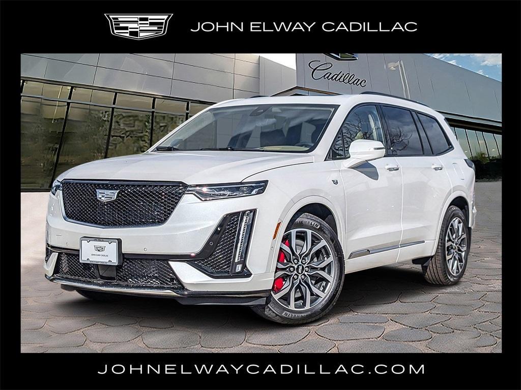 new 2025 Cadillac XT6 car, priced at $78,304