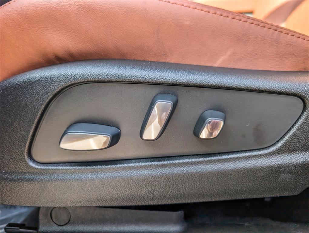 new 2025 Cadillac XT5 car, priced at $60,234