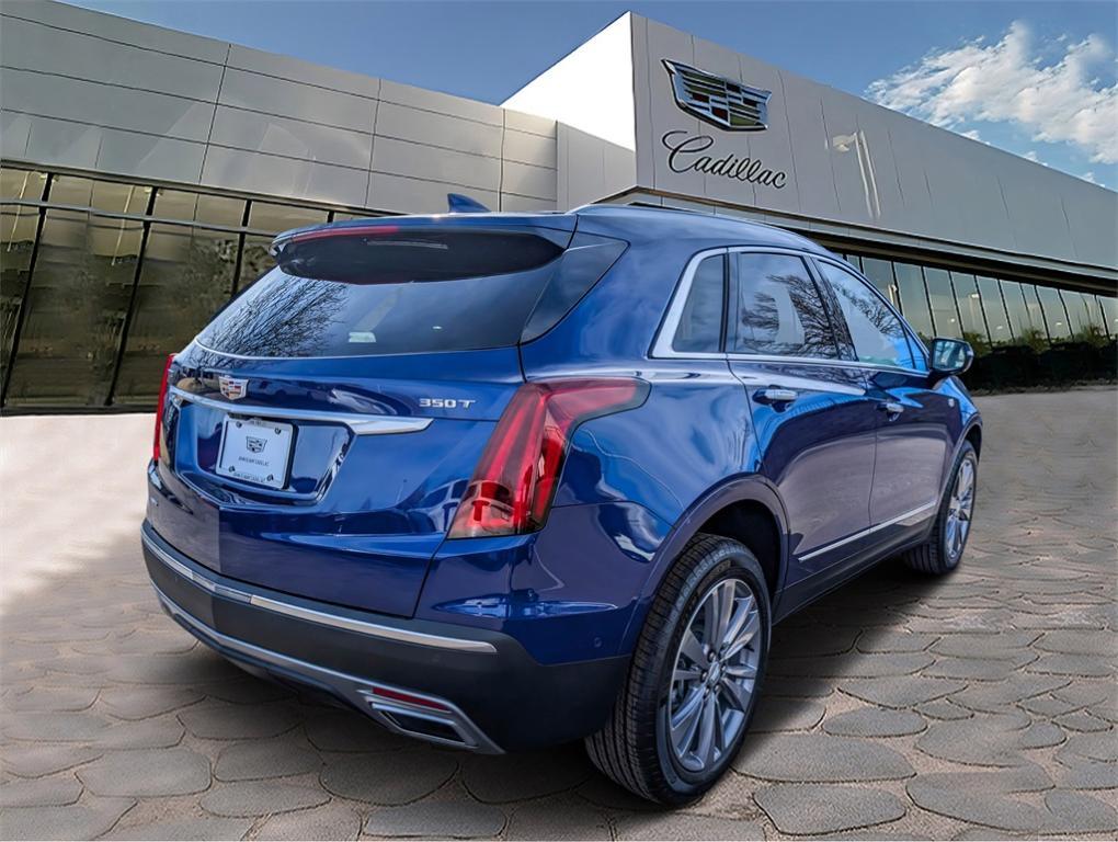 new 2025 Cadillac XT5 car, priced at $60,234