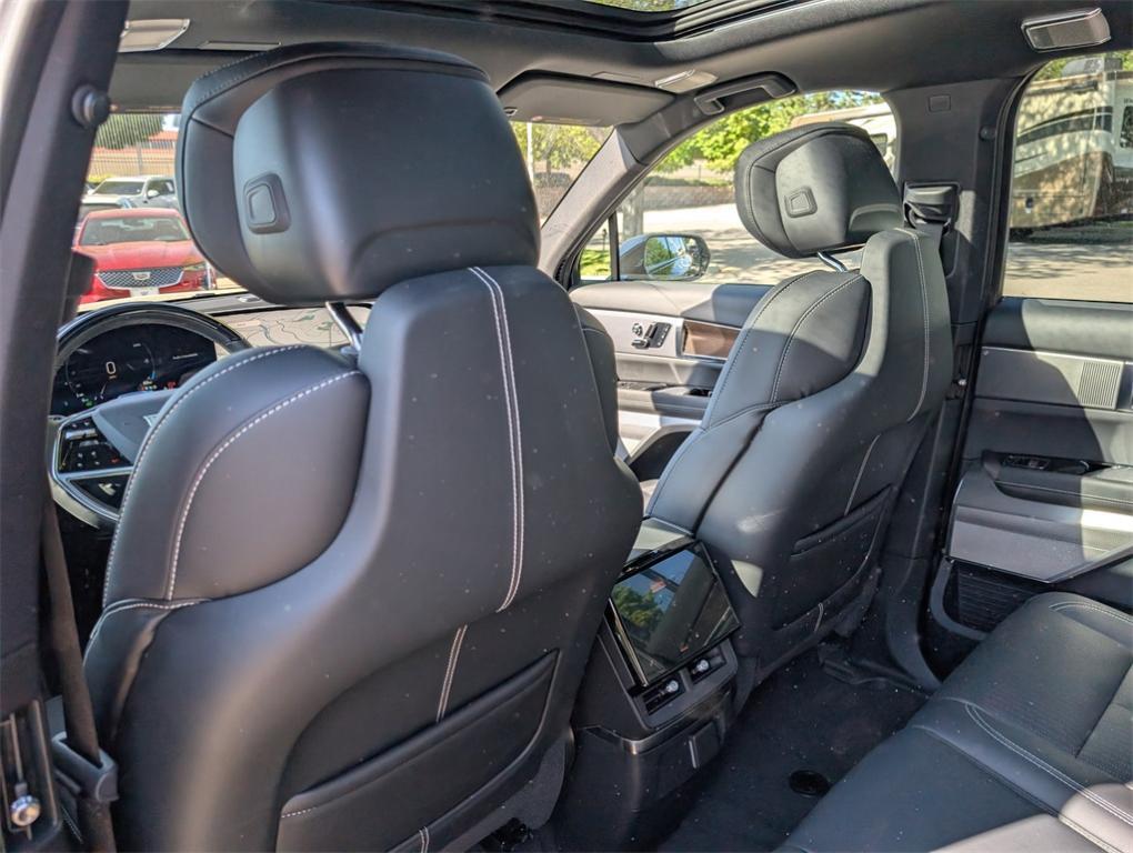 new 2026 Cadillac VISTIQ car, priced at $80,414