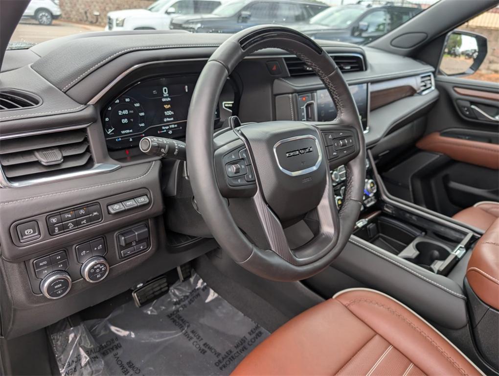 used 2024 GMC Yukon car, priced at $89,000