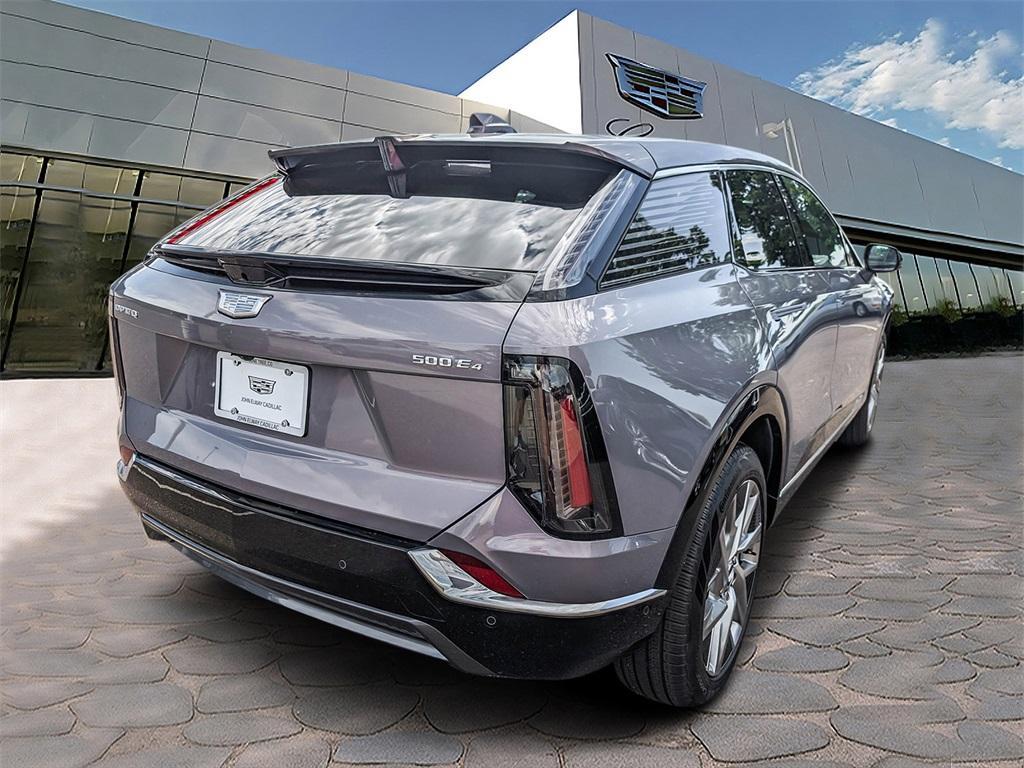 new 2025 Cadillac OPTIQ car, priced at $57,914