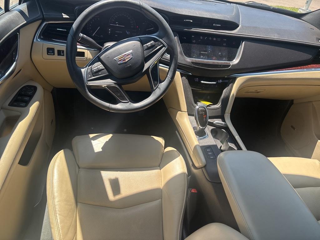 used 2017 Cadillac XT5 car, priced at $18,500
