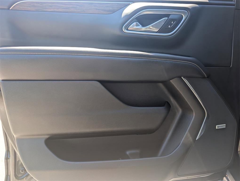 used 2021 Chevrolet Suburban car, priced at $41,000
