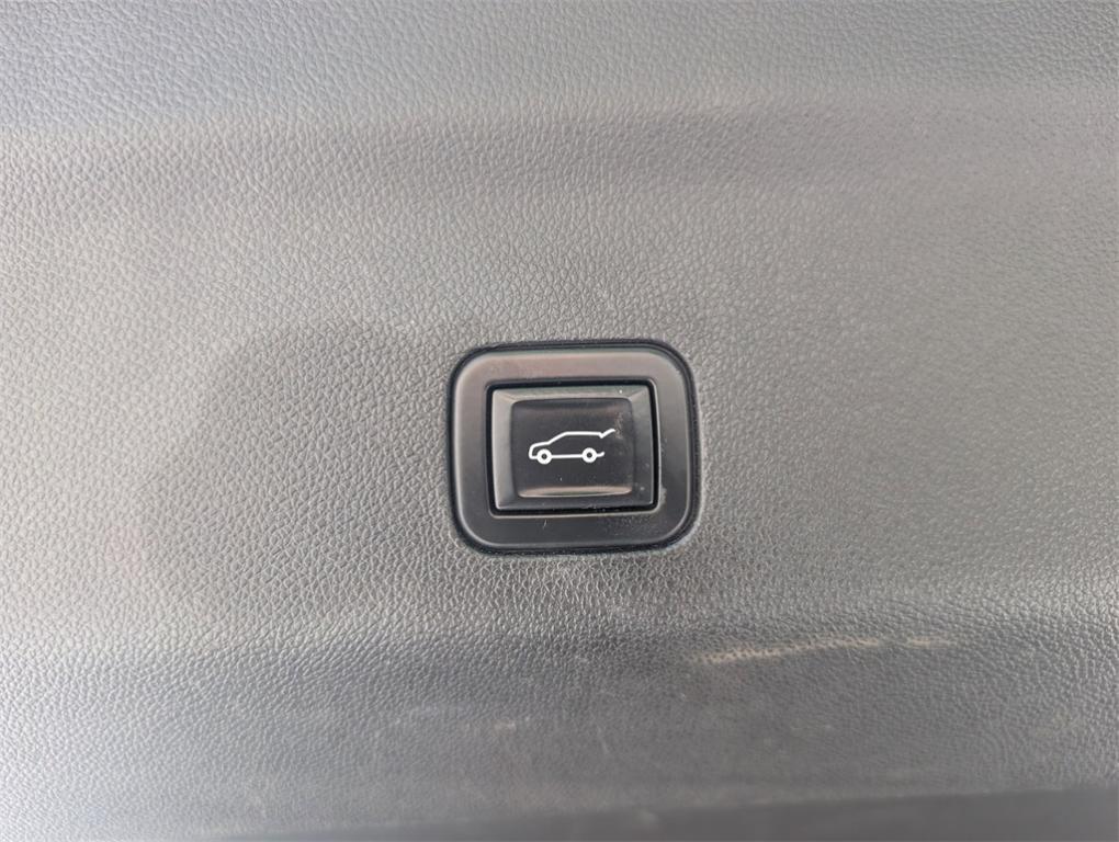 used 2021 Chevrolet Suburban car, priced at $41,000