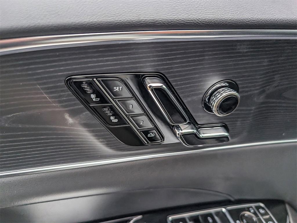 new 2025 Cadillac LYRIQ car, priced at $70,109