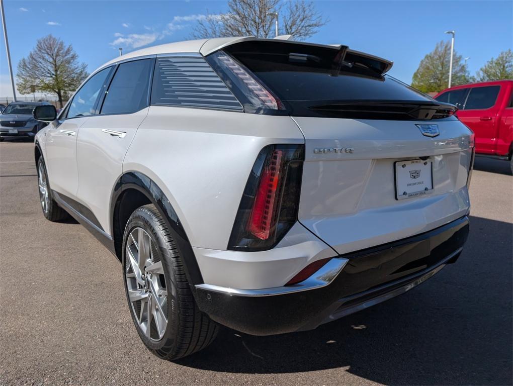 new 2025 Cadillac OPTIQ car, priced at $56,314