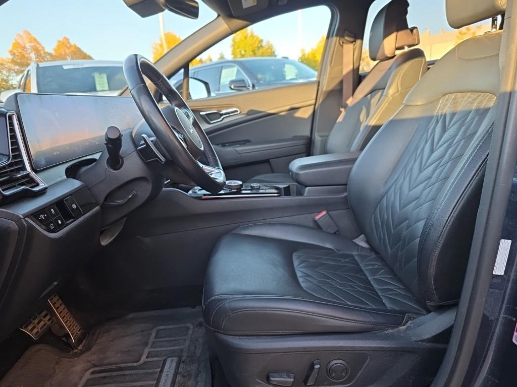used 2023 Kia Sportage Plug-In Hybrid car, priced at $31,000