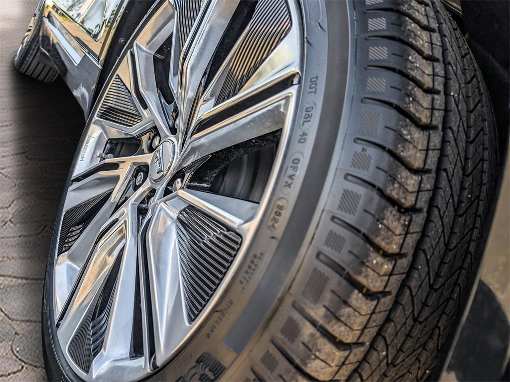 new 2025 Cadillac LYRIQ car, priced at $77,004