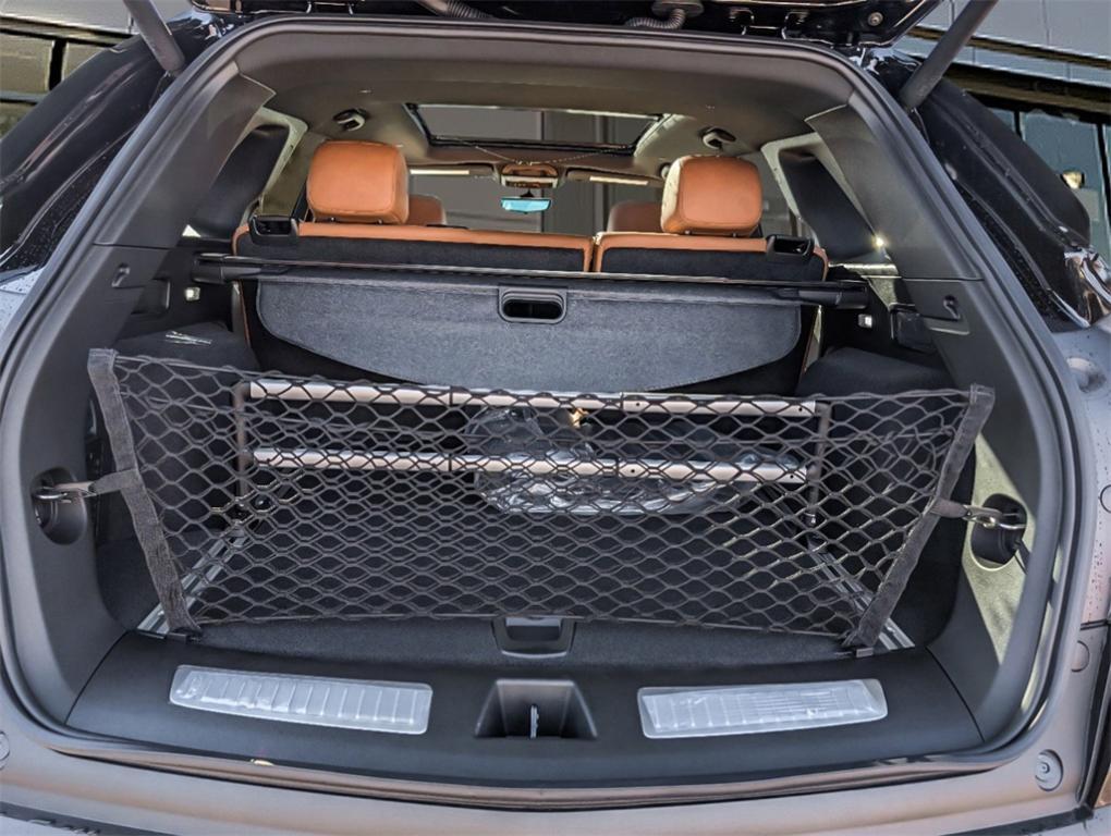 new 2025 Cadillac XT5 car, priced at $58,164