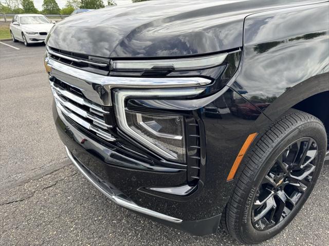 new 2025 Chevrolet Suburban car, priced at $83,324