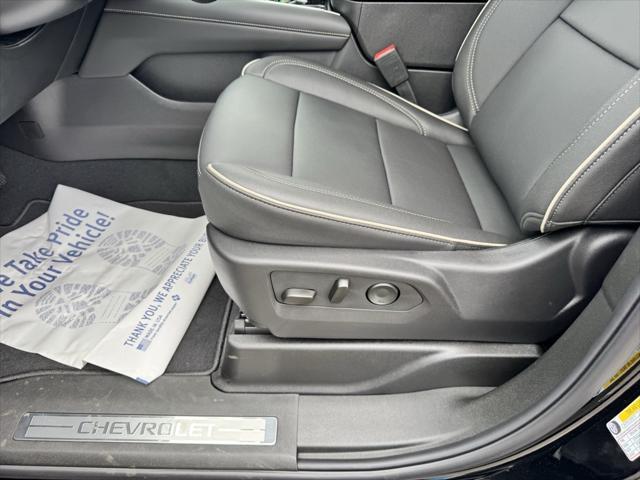 new 2025 Chevrolet Suburban car, priced at $83,324