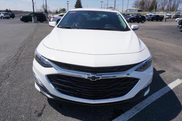 new 2024 Chevrolet Malibu car, priced at $26,686