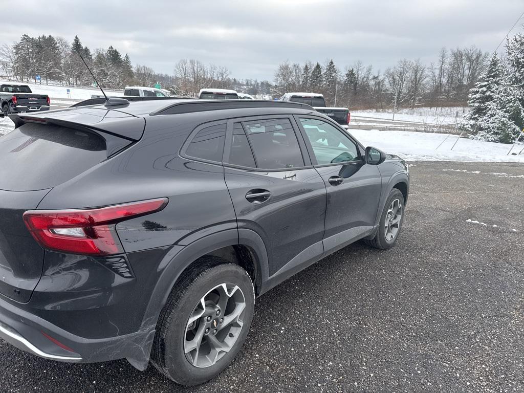 used 2025 Chevrolet Trax car, priced at $21,912