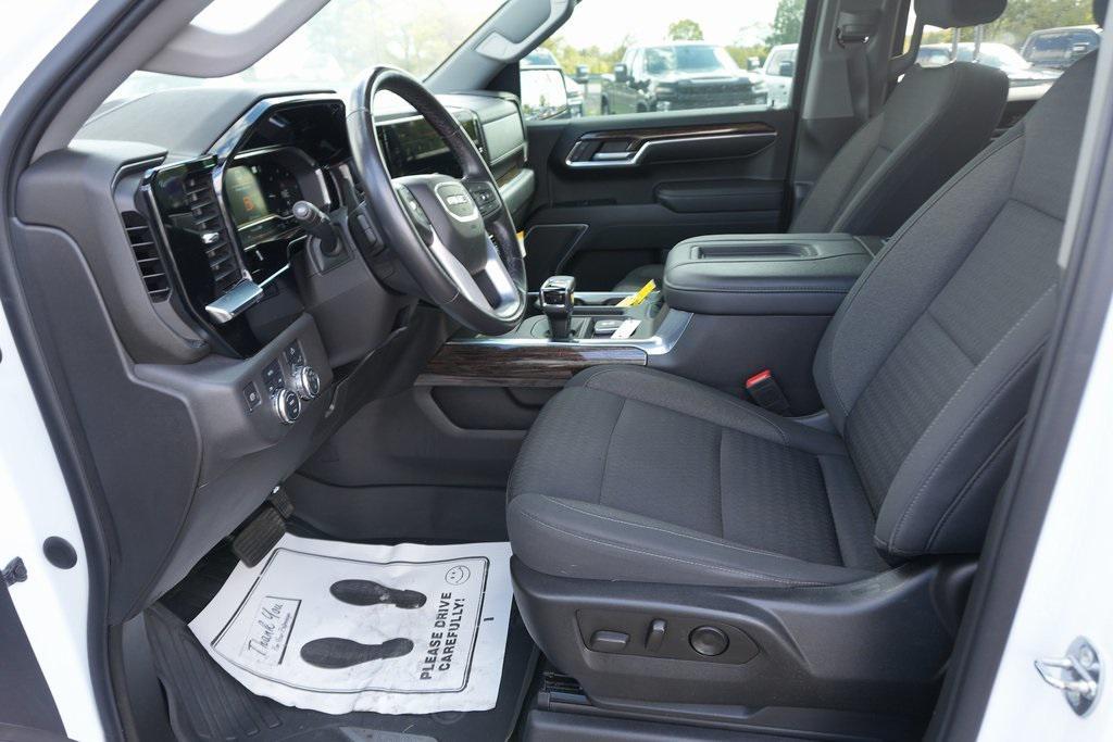 used 2022 GMC Sierra 1500 car, priced at $41,000