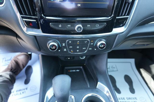 used 2023 Chevrolet Traverse car, priced at $31,982