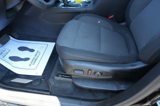used 2023 Chevrolet Traverse car, priced at $31,982