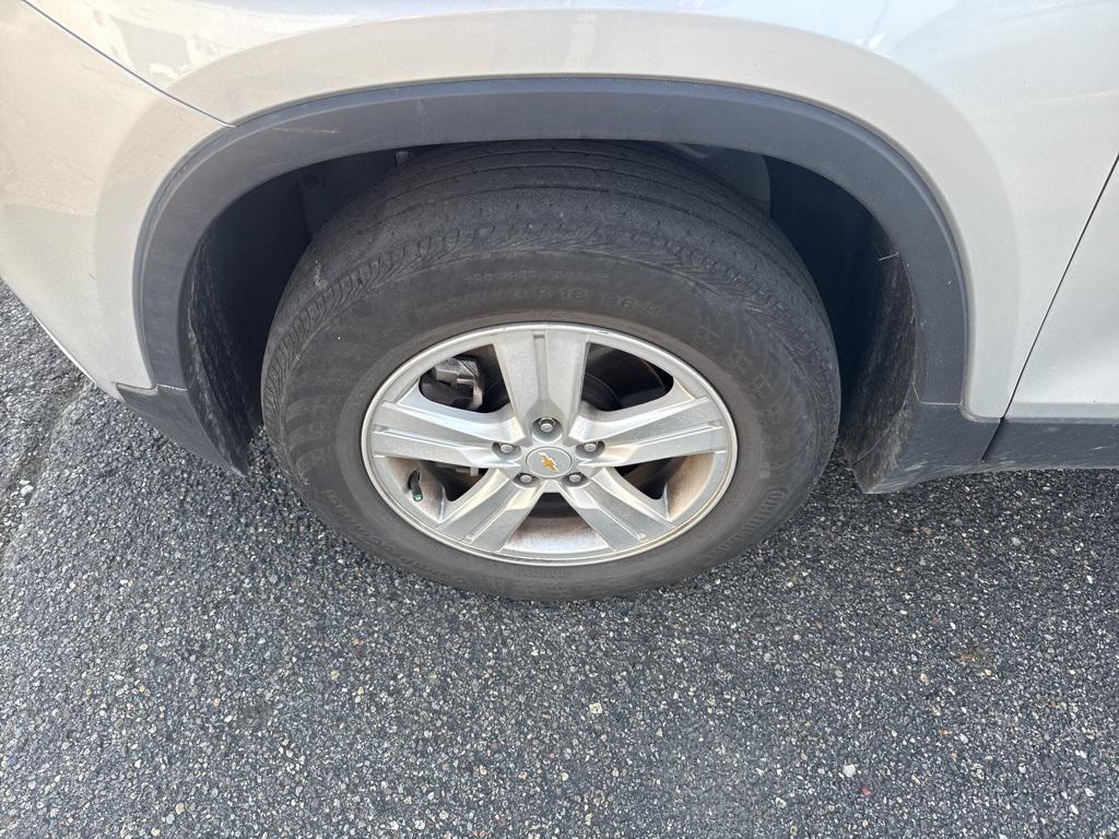 used 2022 Chevrolet Trax car, priced at $19,923