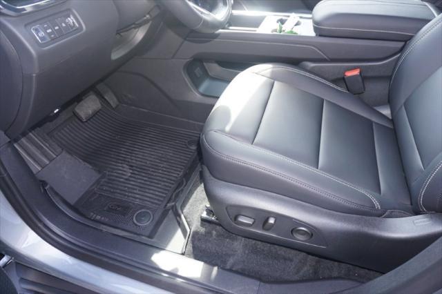 new 2025 GMC Acadia car, priced at $51,056
