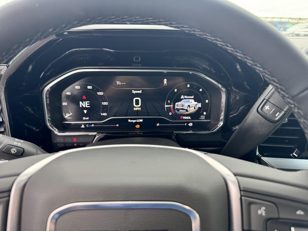 new 2025 GMC Sierra 1500 car, priced at $47,463
