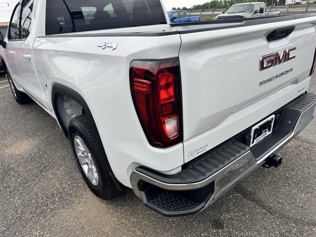 new 2025 GMC Sierra 1500 car, priced at $47,463