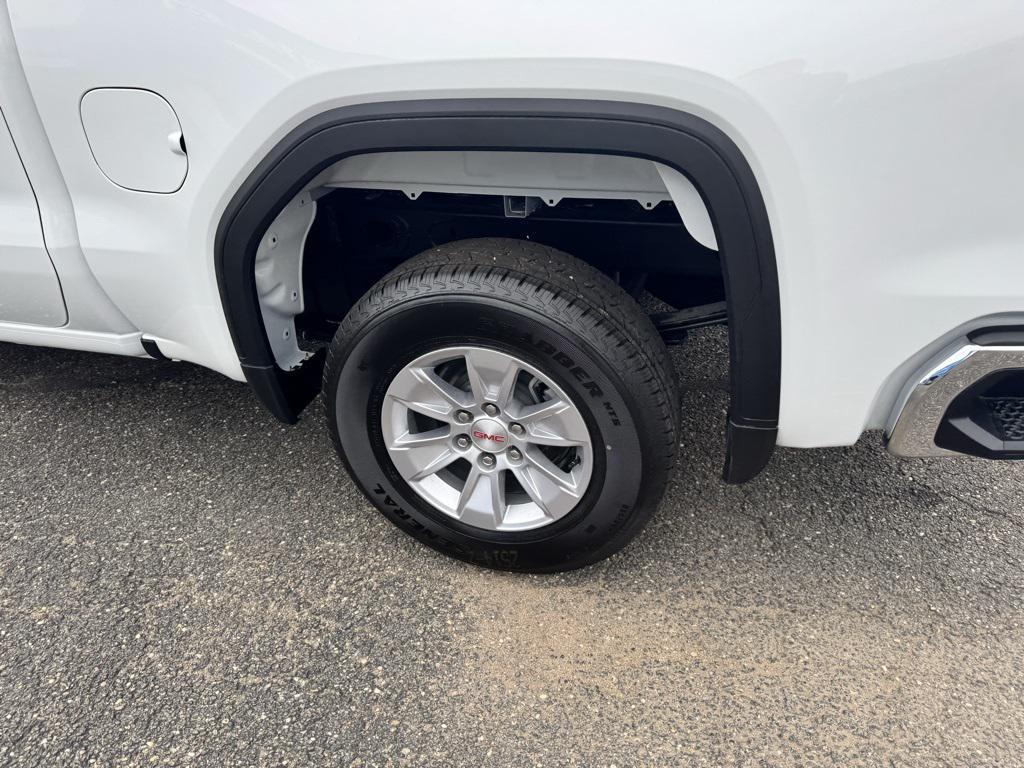 new 2025 GMC Sierra 1500 car, priced at $47,463