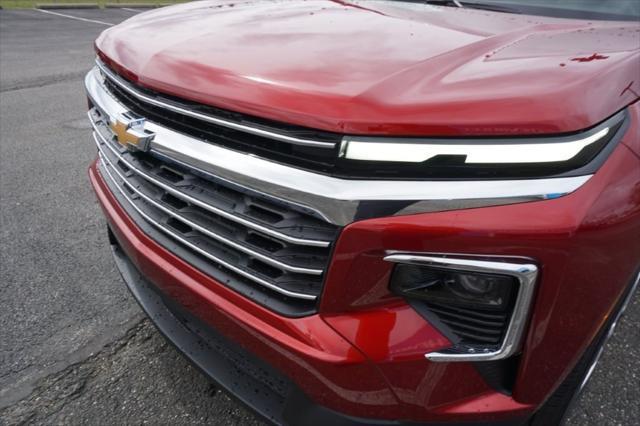 new 2025 Chevrolet Traverse car, priced at $48,422