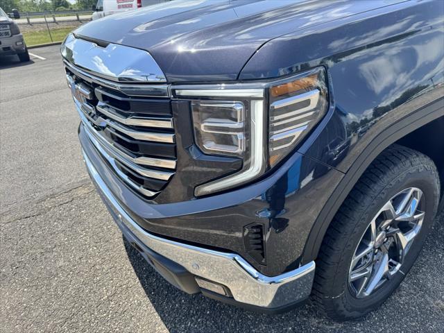new 2025 GMC Sierra 1500 car, priced at $64,184