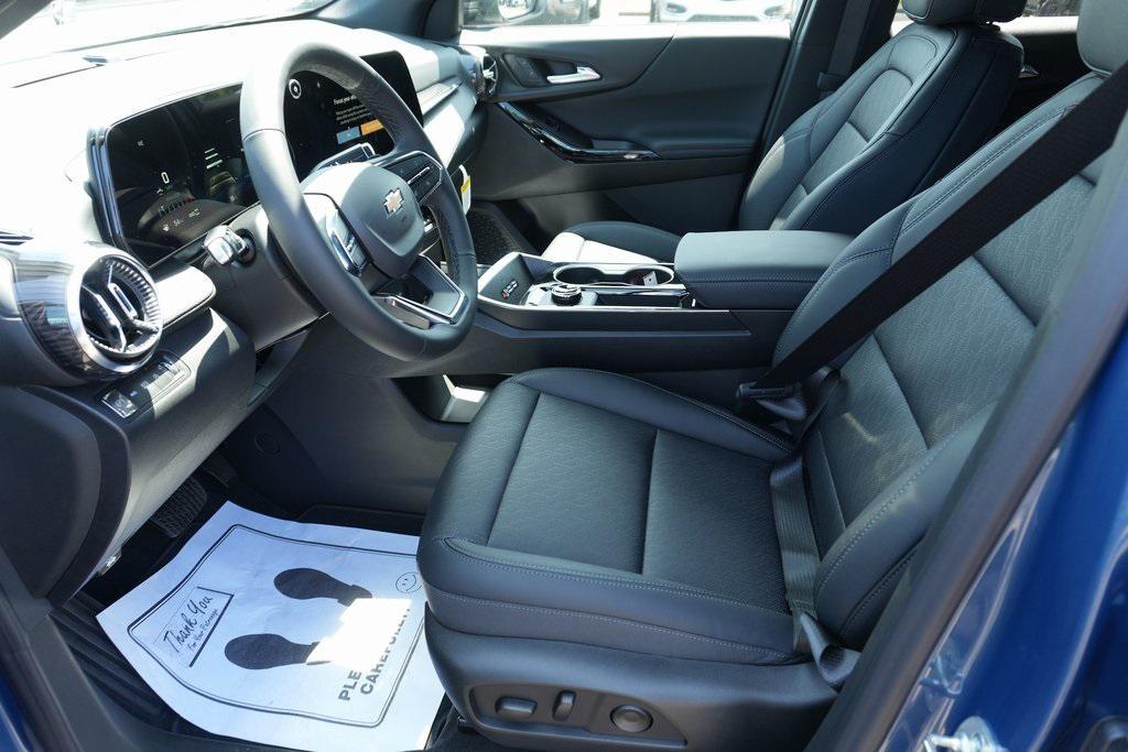 new 2026 Chevrolet Equinox car, priced at $33,401
