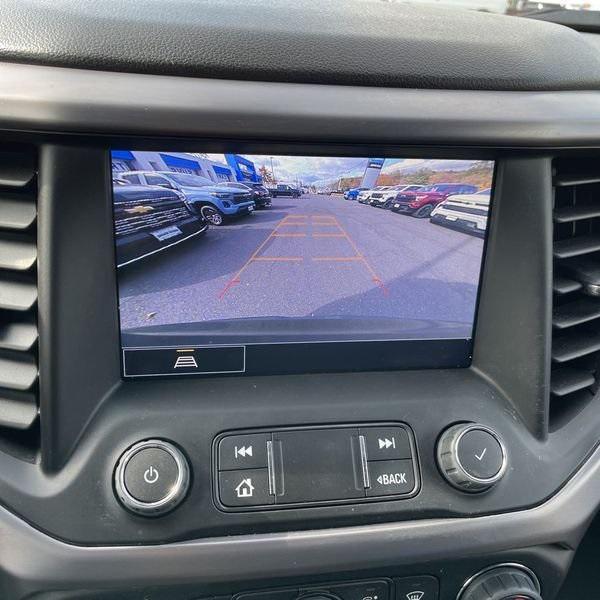 used 2022 GMC Acadia car, priced at $31,484